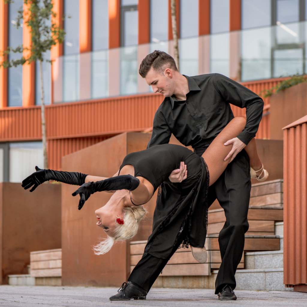 Individualios argentinietiško tango privačios pamokos poroms Klaipėdoje Teatro Del Paso